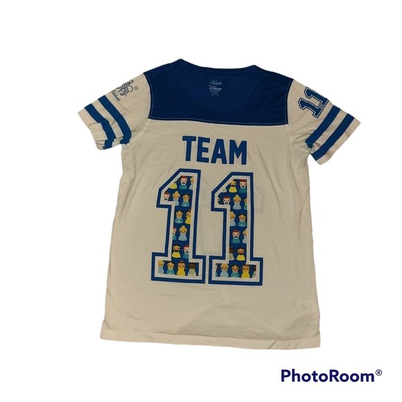 Disney Short Sleeve Top Rare Hard to Find Medium Disney Pricess Limited … - Picture 1 of 11